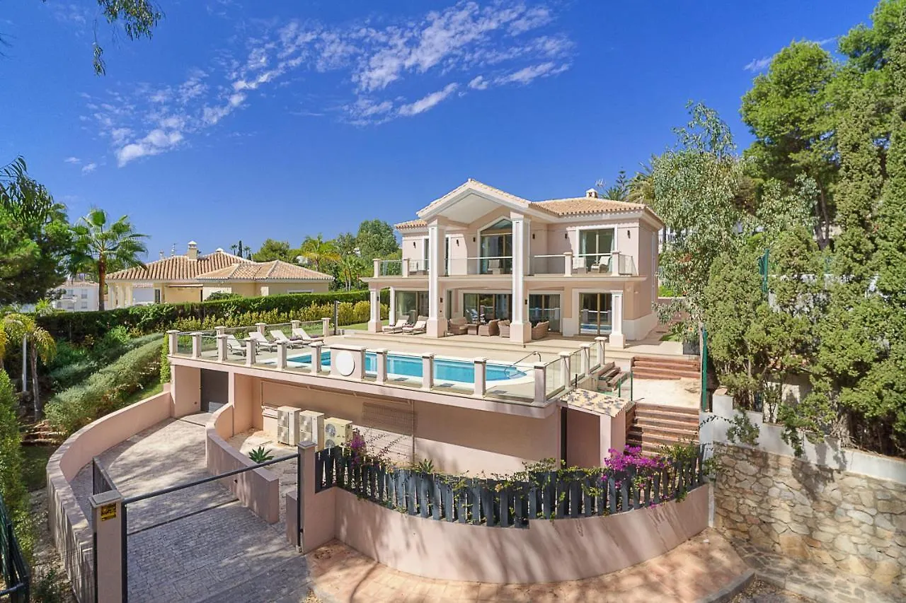 Villa Bella - Stunning 5 Bedroom Villa With Pool La Cala De Mijas Spain