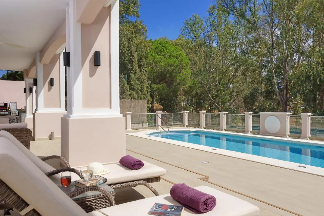 Villa Bella - Stunning 5 Bedroom Villa With Pool Ла-Кала-де-Михас